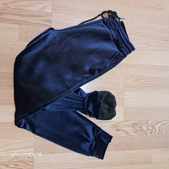 2 Piece Teddy Sweatsuit Lining/Hoodie/Joggers Fall/Winter Size S/M Women - Picture 3 of 4